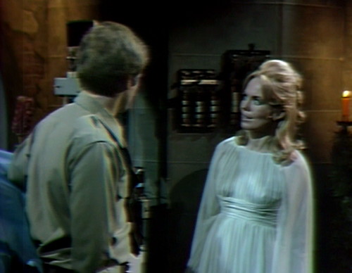 575 dark shadows angelique description