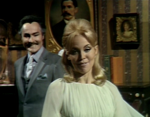 575 dark shadows angelique evil