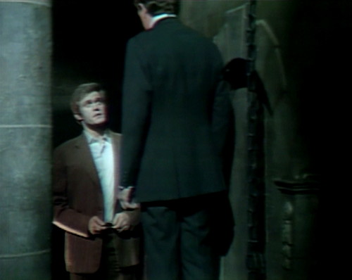 579 dark shadows jeff barnabas cat