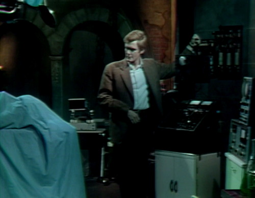 580 dark shadows jeff sanity