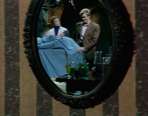 580 dark shadows julia jeff head