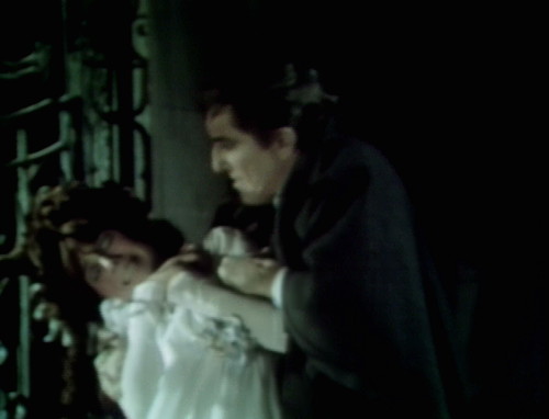 588 dark shadows maggie barnabas escape