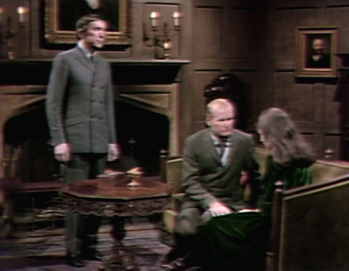 589 dark shadows barnabas vicki couch