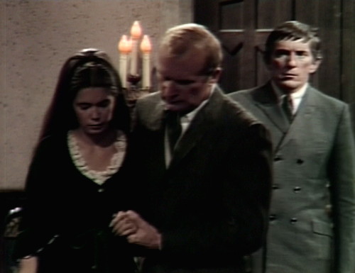 589 dark shadows vicki roger strangled