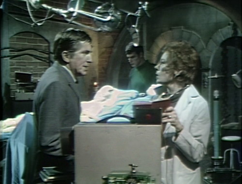 592 dark shadows barnabas julia equipment