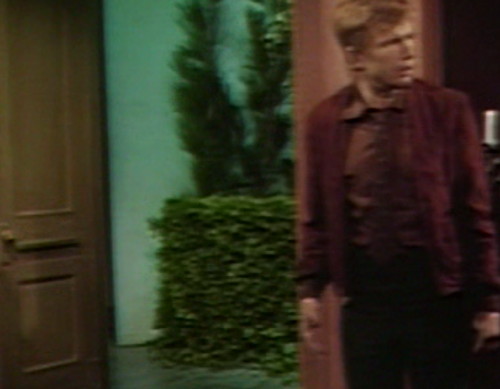 598 dark shadows willie sky