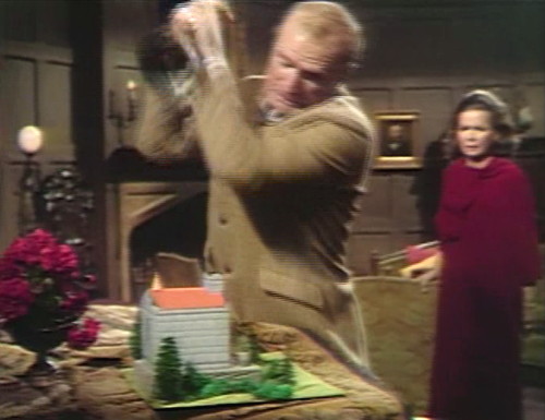 603 dark shadows roger liz model