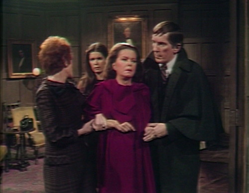 604 dark shadows liz stagger