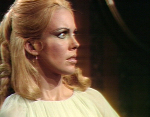 608 dark shadows angelique hurt