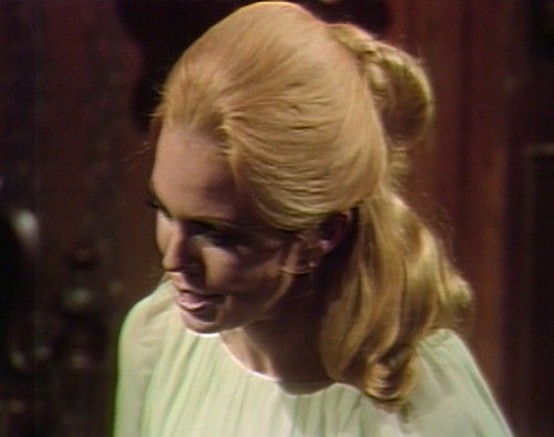 608 dark shadows angelique no