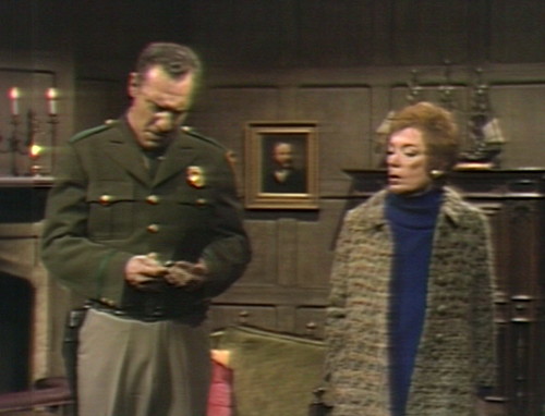 615 dark shadows patterson julia questions