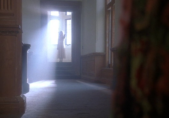 1991 dark shadows sarah beckons