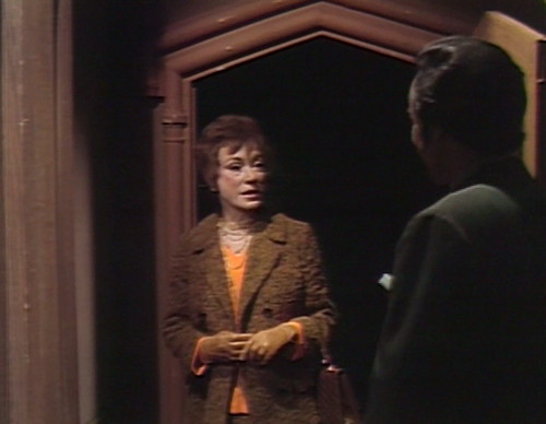 619 dark shadows julia nicholasdoor