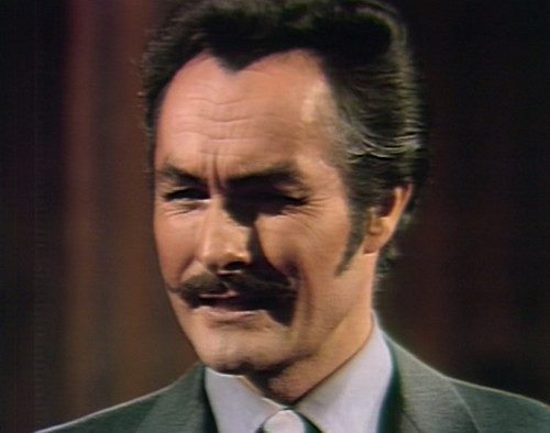 621 dark shadows nicholas obstacle