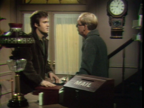 632 dark shadows chris clerk