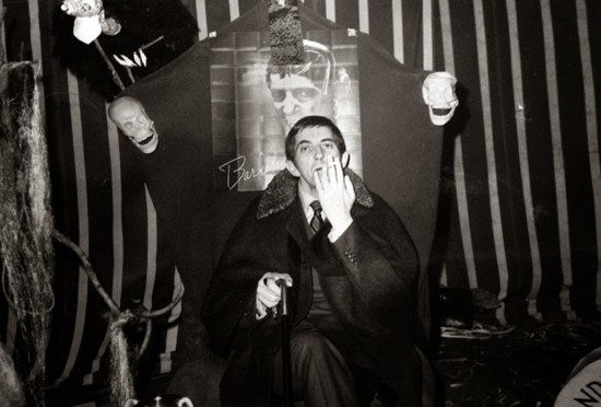 638 dark shadows frid halloween