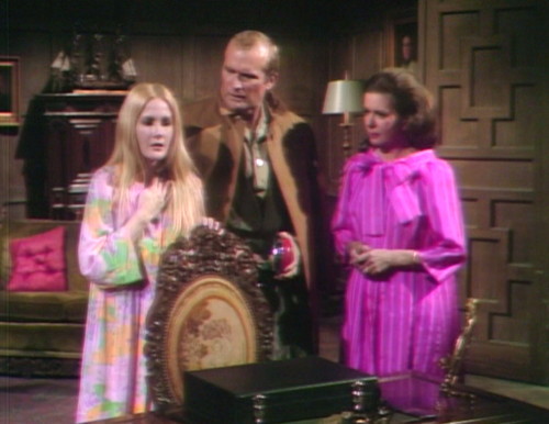 644 dark shadows carolyn roger liz search