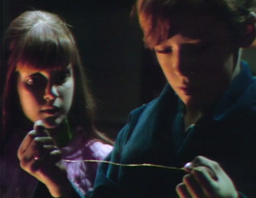 647 dark shadows amy david wire