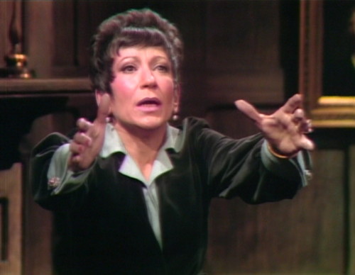 648 dark shadows findley reaches