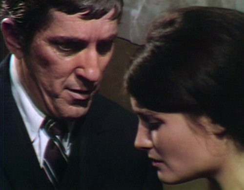650 dark shadows barnabas vicki battle