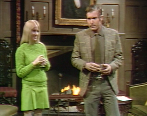 670 dark shadows carolyn chris fire