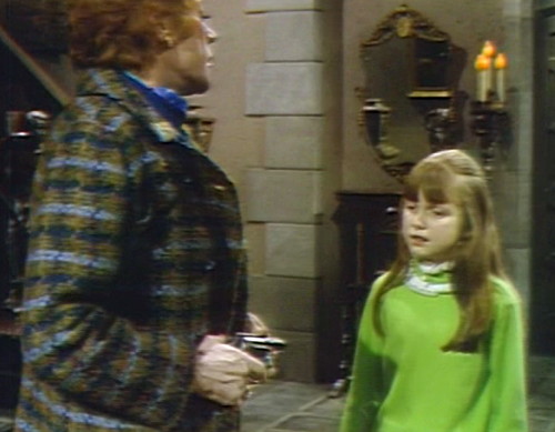 673 dark shadows julia amy gun