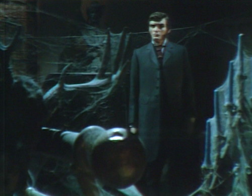 681 dark shadows quentin silent