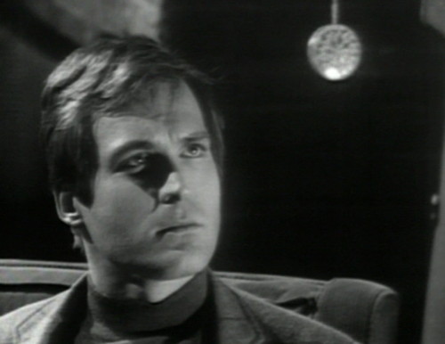 683 dark shadows chris medallion