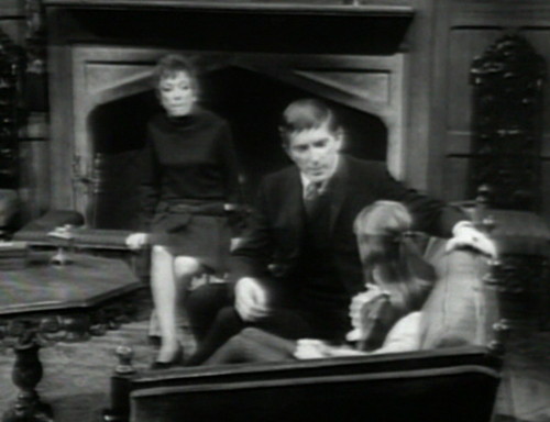 683 dark shadows julia barnabas amy