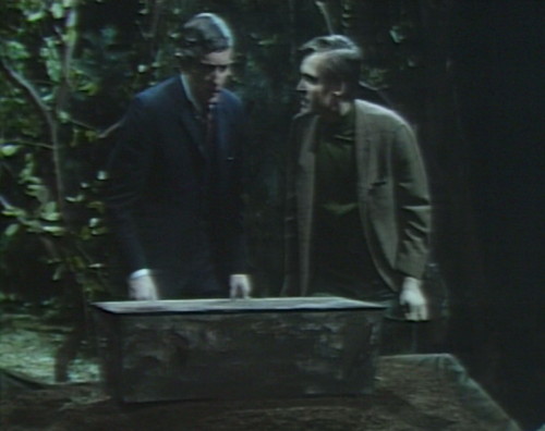 684 dark shadows barnabas chris mystery box coffin