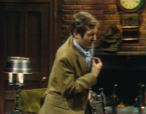 687 dark shadows chris pain