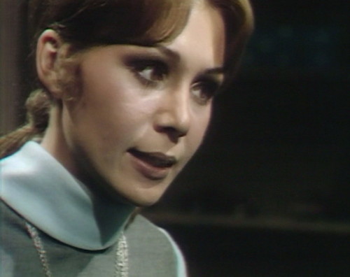 690 dark shadows maggie real