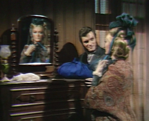 703 dark shadows quentin beth mirror