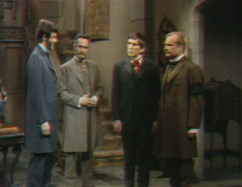 707 dark shadows collinwood foyer