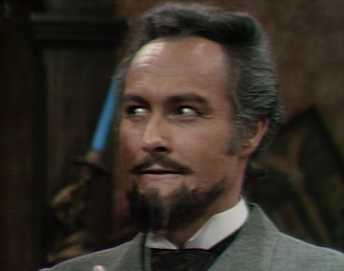 710 dark shadows evan friend