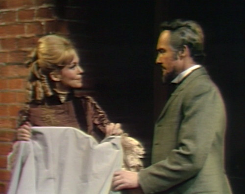 711 dark shadows angelique evan lawyer