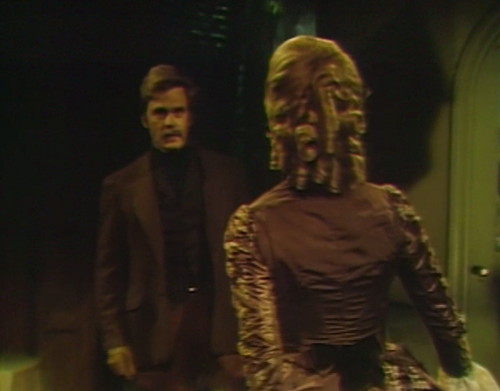 712 dark shadows angelique dirk