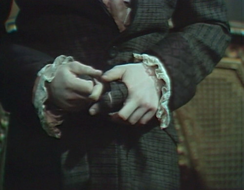 727 dark shadows jamison robe