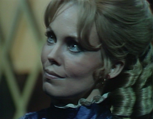 732 dark shadows angelique glitter