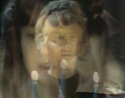 735 dark shadows nora laura candles