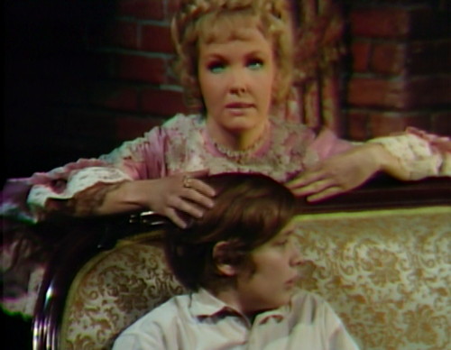 02 755 dark shadows laura jamison eyeroll