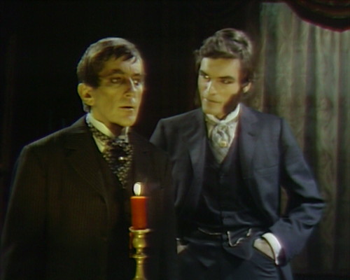 743 dark shadows barnabas quentin candles