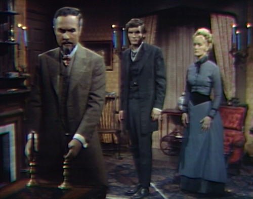 752 dark shadows evan quentin beth