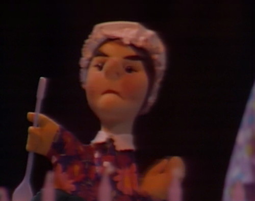 767 dark shadows puppet carolyn