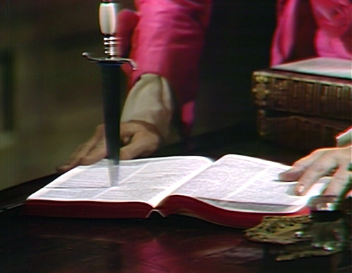 785 dark shadows judith dagger