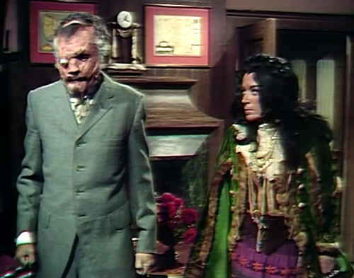 787 dark shadows evan magda face