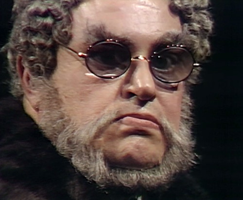 794 dark shadows petofi glare