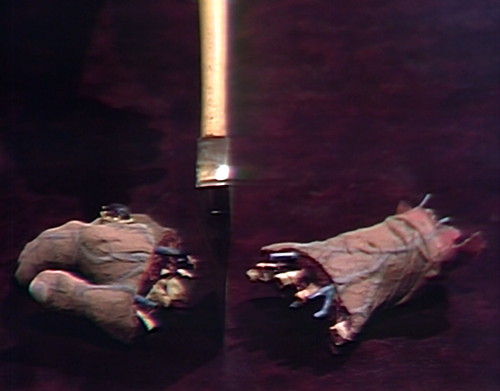 799 dark shadows two hands