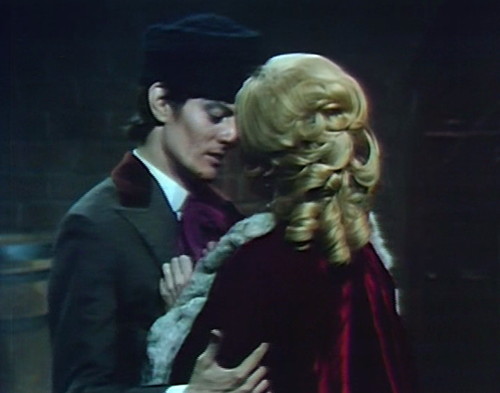 800 dark shadows aristede angelique alone