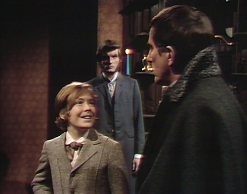 804 dark shadows jamison quentin barnabas smile